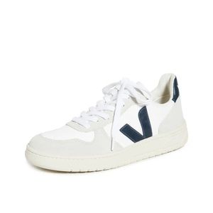Veja V-10 sneakers